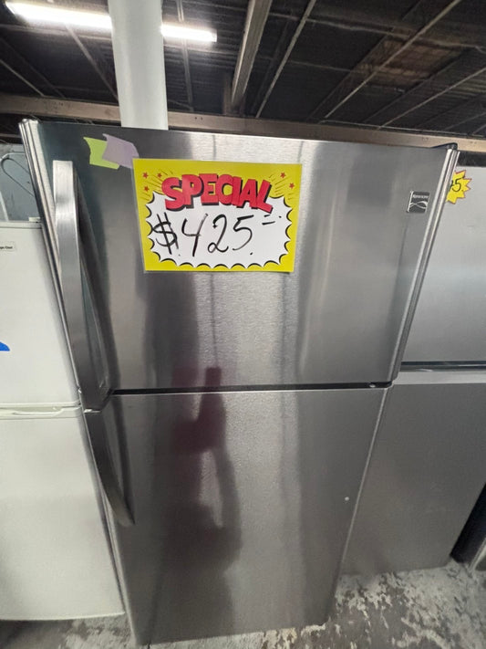 >special 🔥Kenmore 18cu.ft -top freezer refrigerator black used refurbished 30” #RZF9JB