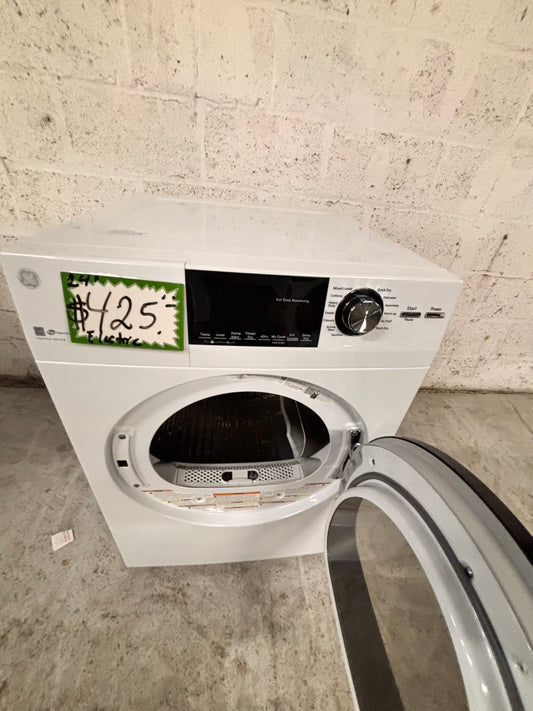>24” Ge front load Electric Dryer 240v white #24GE56B