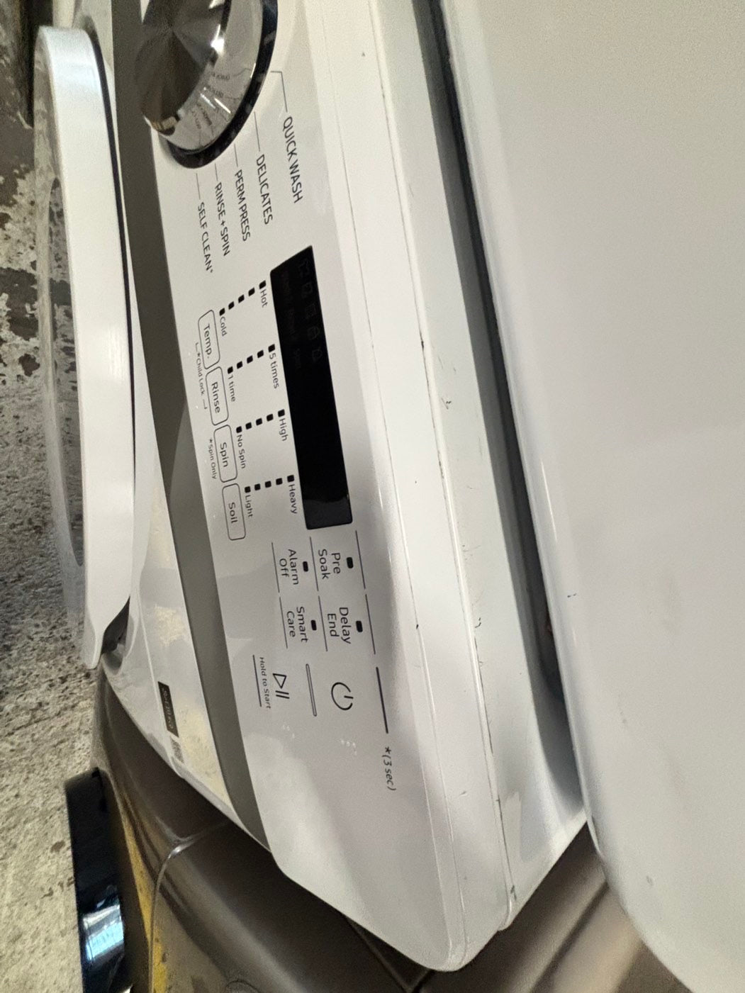 -Samsung white 27” 4.5cu.ft large capacity front load washing machine steam cycle stackable or side by side  #SW047IB