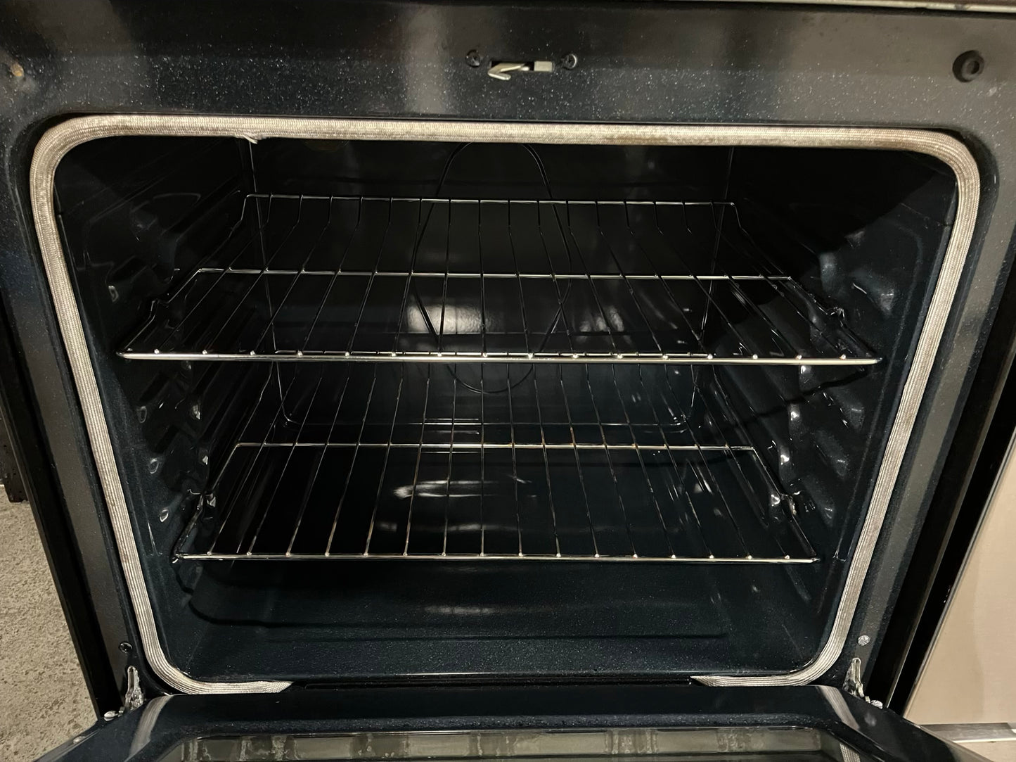 - Samsung glass top electric range 220v 4 burner bake broil fast boil steam clean Refurbished stainless steel 30" #ER318SB