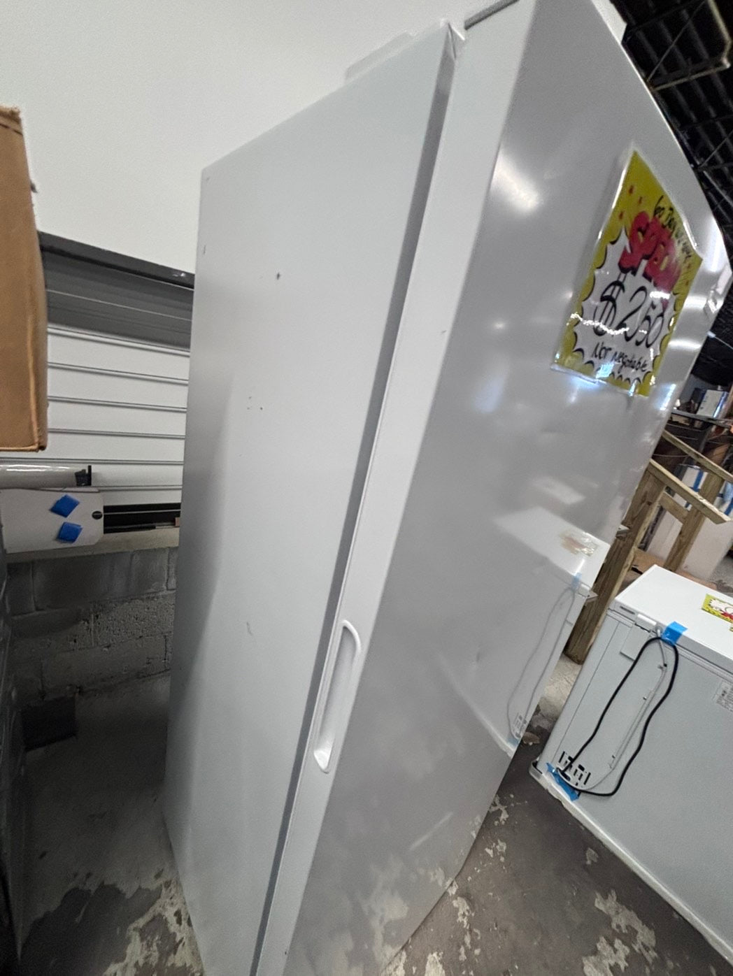 >>specialš„Frigidaire up-right freezer white 16 cu.ft Refurbished-used #FRF9ZB