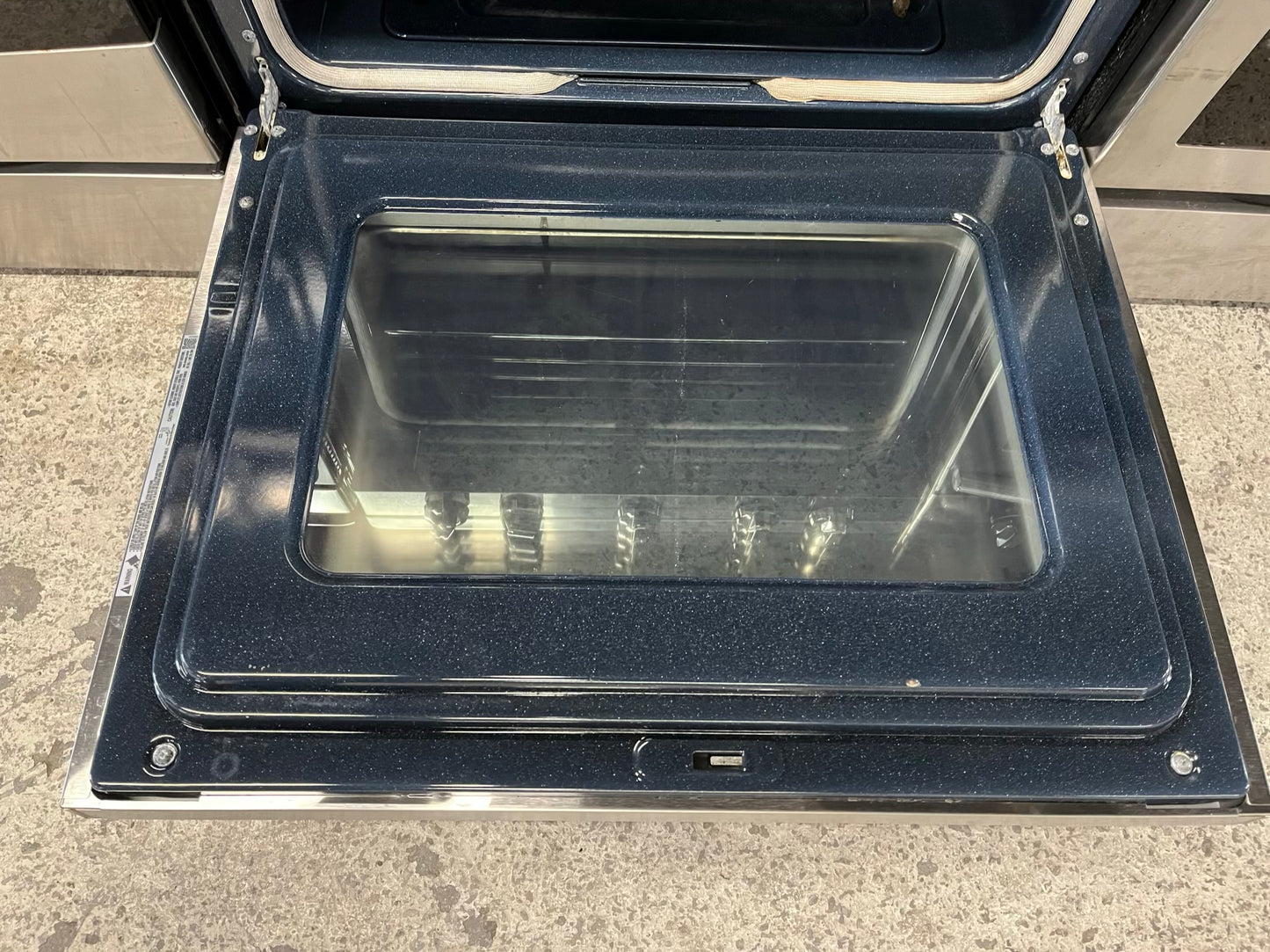 Samsung Gas range 5 burner convection roast  bake broil dehydrate self clean stainless steel 30” Refurbished 30" #GR297BB