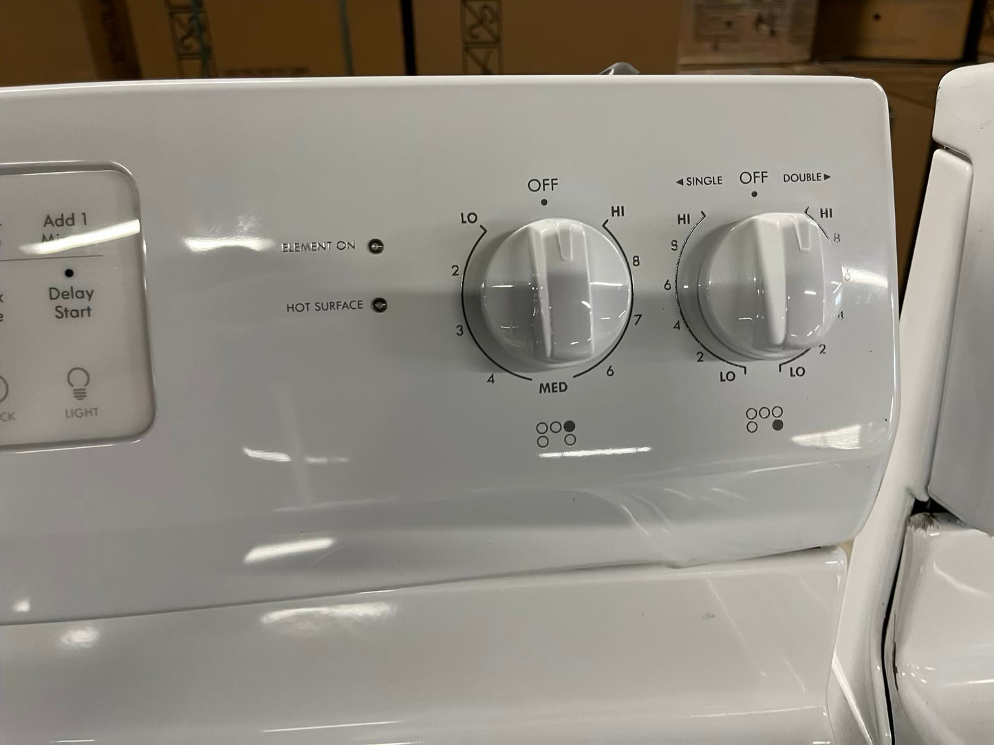Kenmore electric range 220v 5 burner warm zone convection bake broil self clean in white Refurbished 30" #ER185LB