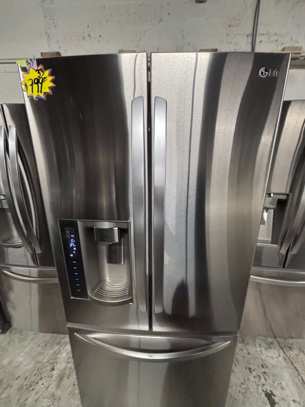 >LG French door Refrigerator stainless steel w/ ice water dispenser 33" #RF29H67B