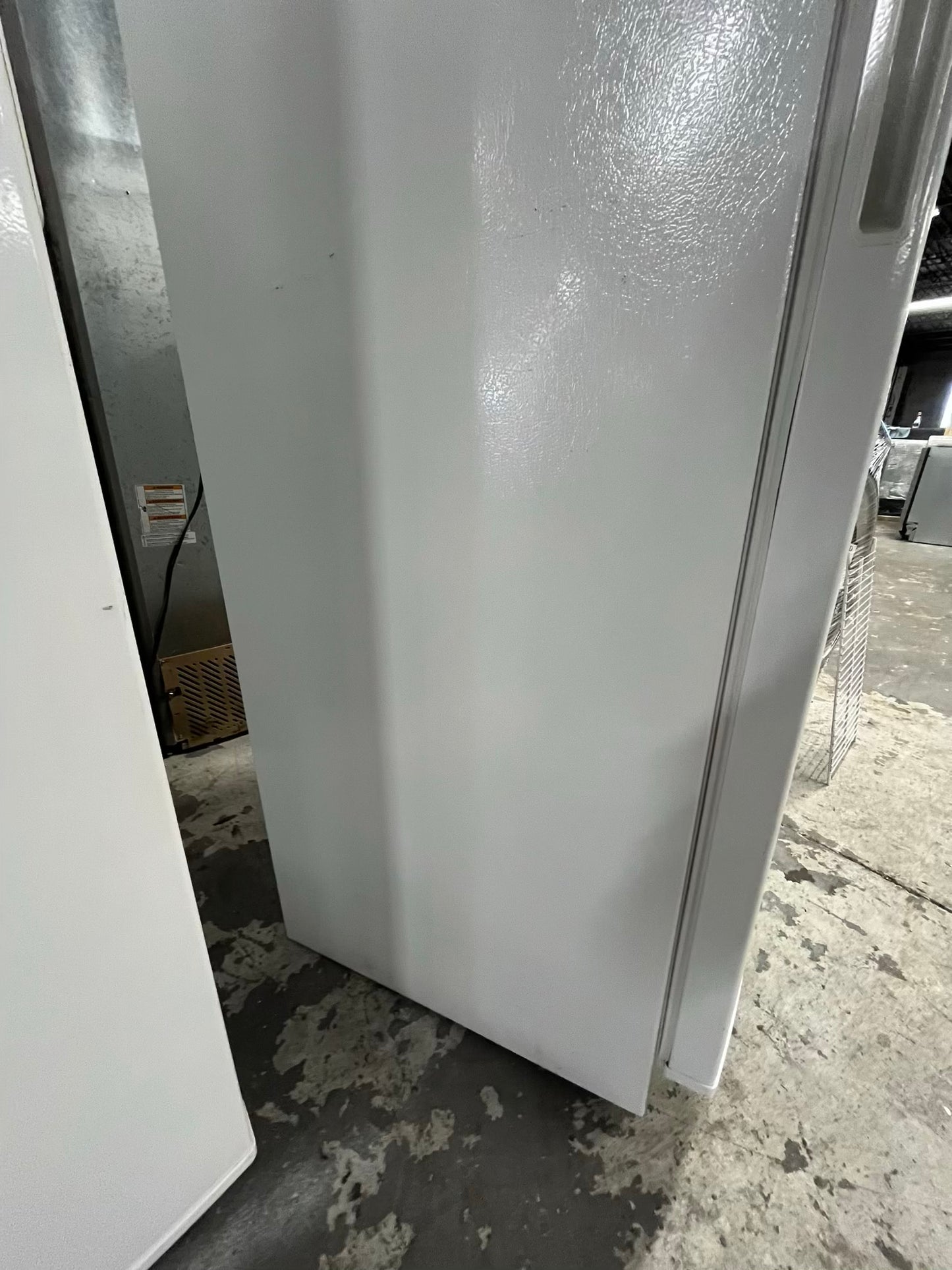- Whirlpool Upright Freezer in white 30" 16 cubic feet Item #FZ754B