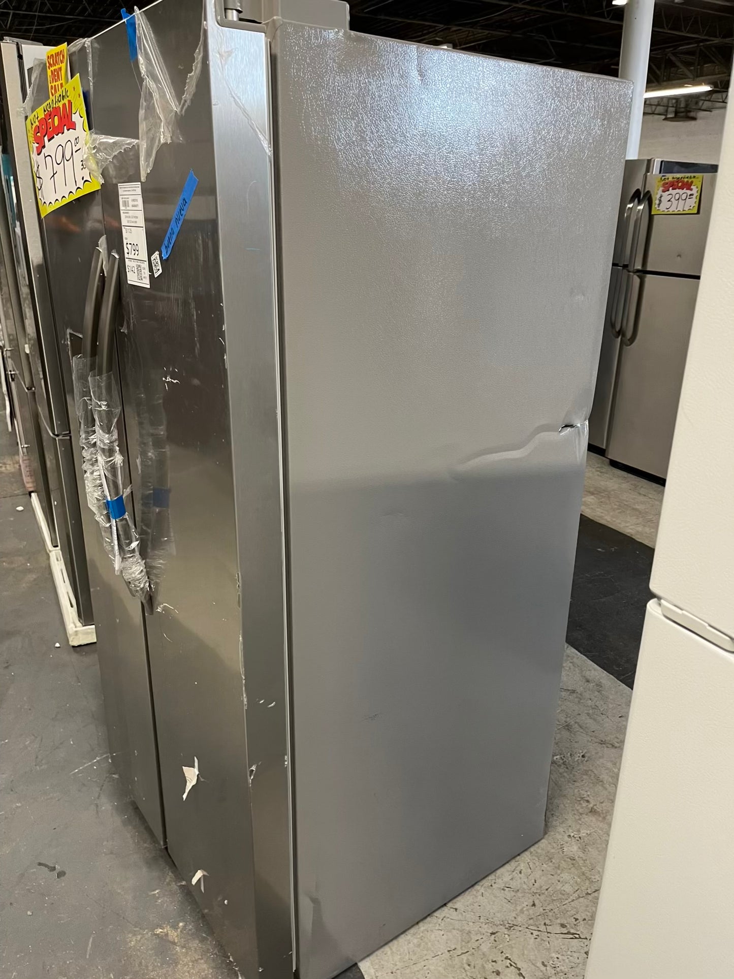 Open Box 📦 Frigidaire Side x Side Refrigerator stainless steel w/ice water dispenser  - Item number #RF729GB  33” in