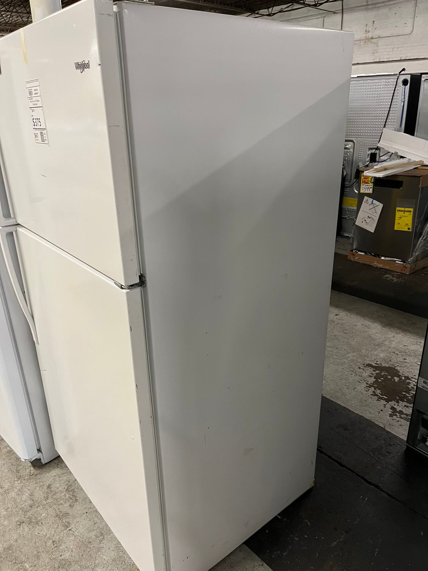 - Whirlpool Top freezer refrigerator in white 33" #RF893XB in Refurbished