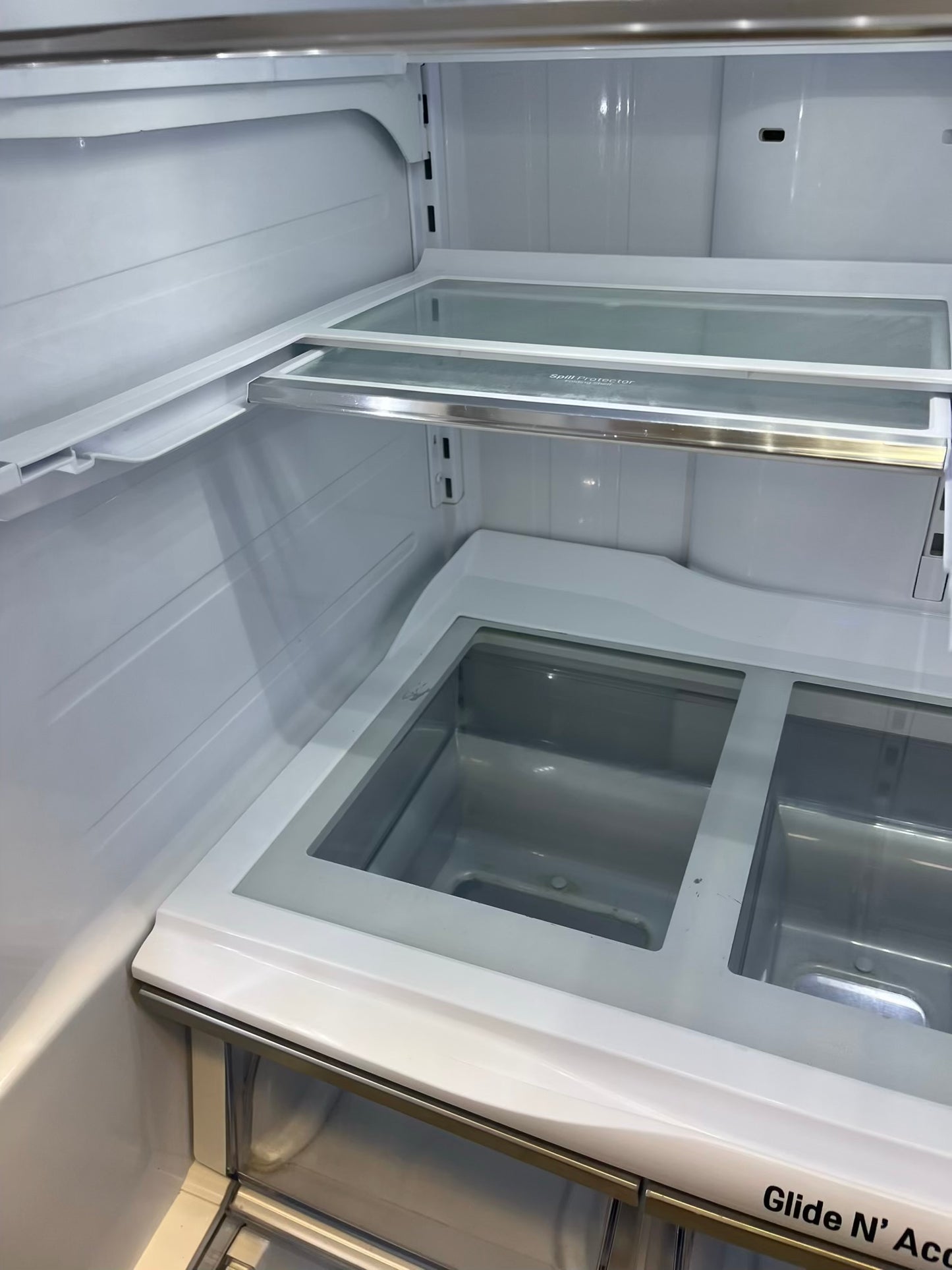 Used | Refurbished Le french door refrigerator stainless steel w/Ice water dispenser 36" # RF506ZL