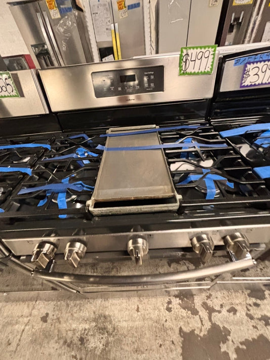 >GE Gas range 5 burner convection oven bake ,broil Hi/Lo self clean in stainless steel used-Refurbished 30” #GS88ZXB