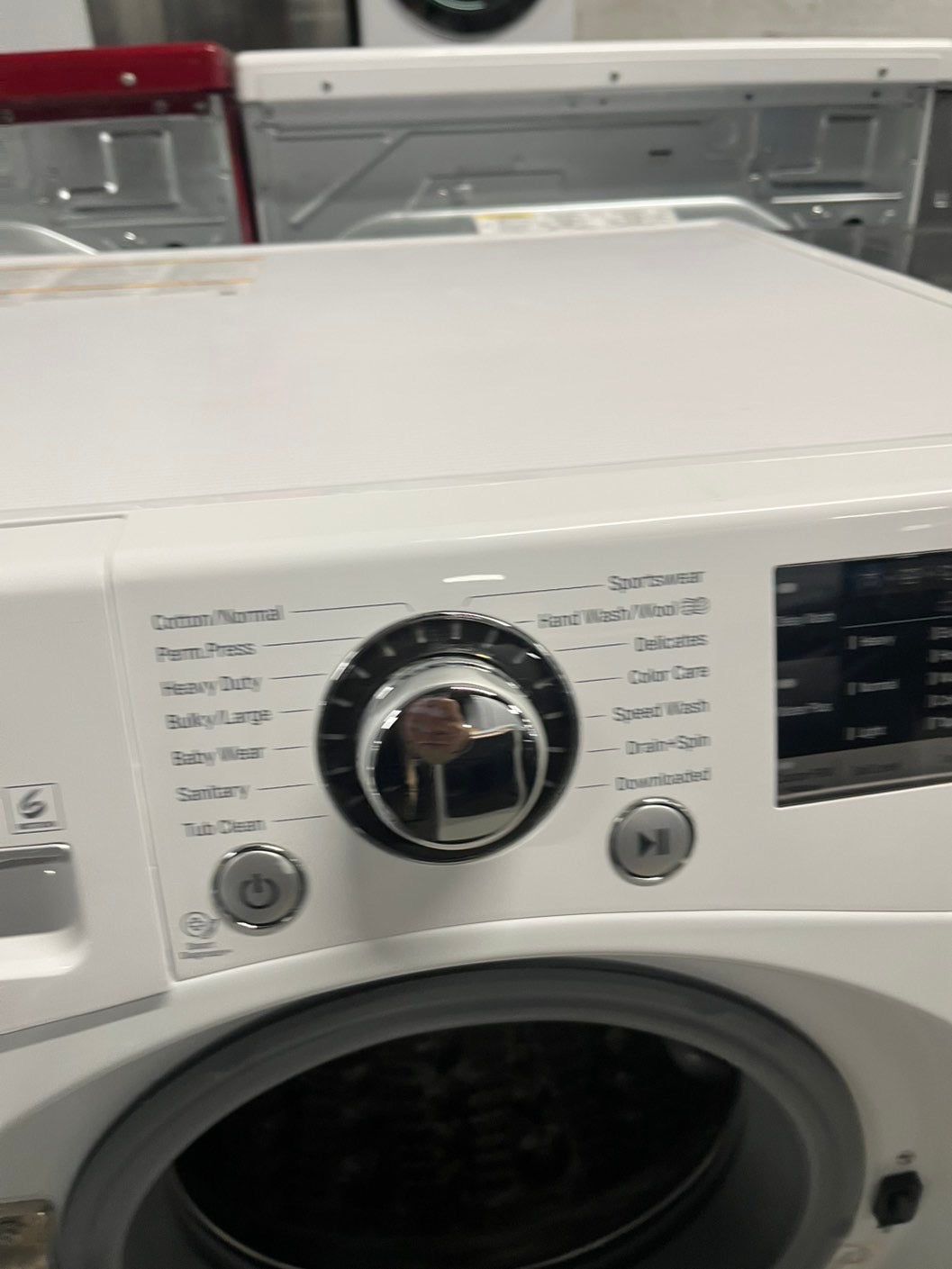 24” Lg Compact front load washer white #24WS2B
