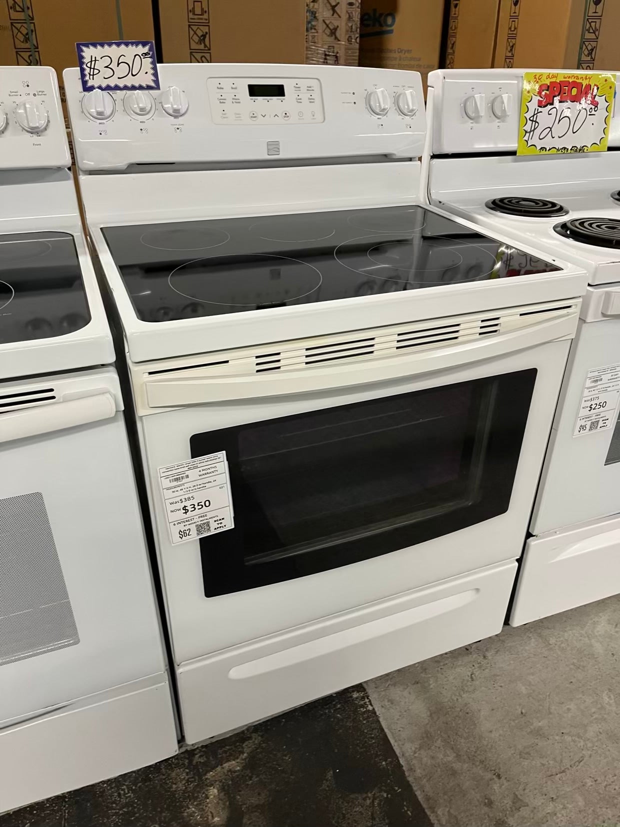 Kenmore electric range 220v 5 burner warm zone convection bake broil self clean in white Refurbished 30" #ER185LB
