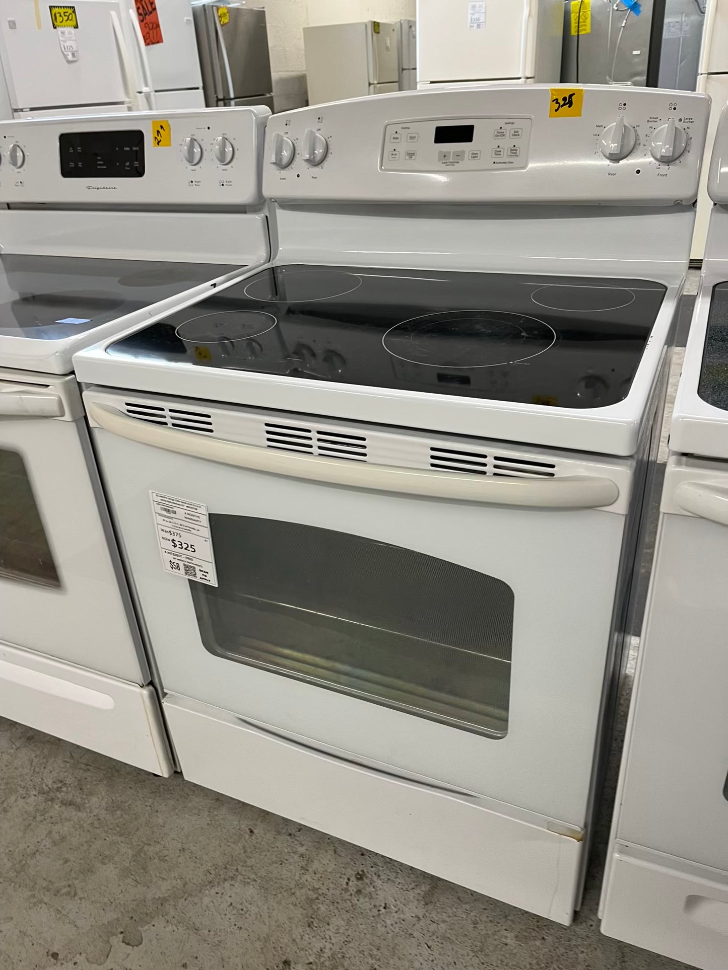 GE electric range 220v bake broil hi/lo in white Refurbished 30" #ER397EB