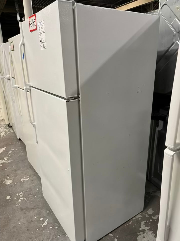 - GE Top freezer Refrigerator white | Item number #RF667C 28” in Refurbished