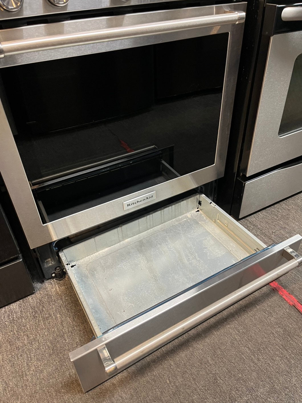 Refurbished KitchenAid GAS range stainless steel 5 burner convection broil Easy convection bake roast broil Steam bake Aqualift self clean 30" #GGP29L