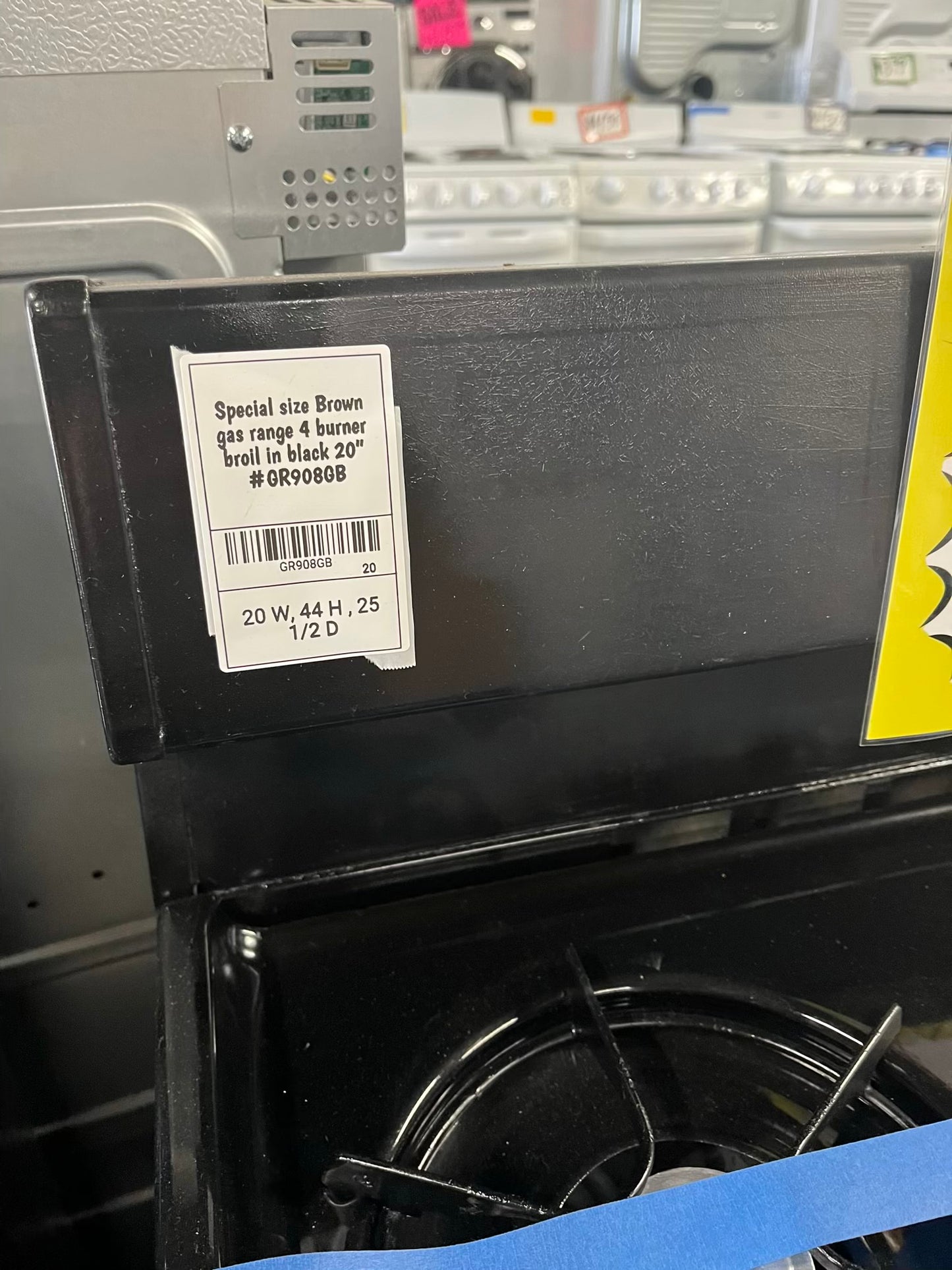 - Special size Brown gas range 4 burne broil in black 20 #GR9080B