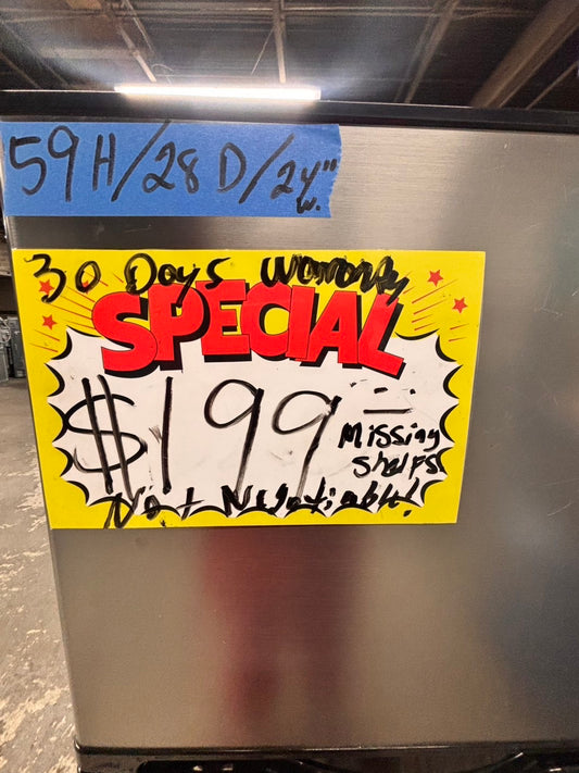 >special price 🎉(missing shelfs ) cracked on the bottom inside of he fridge ,Used | Refurbished magic chef top freezer refrigerator steel 24" #RF291PB
