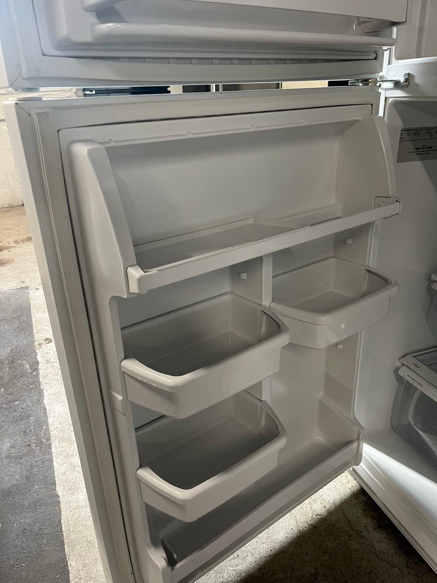 - Kenmore top freezer refrigerator in white used refurbished 30’ #RF334TAB