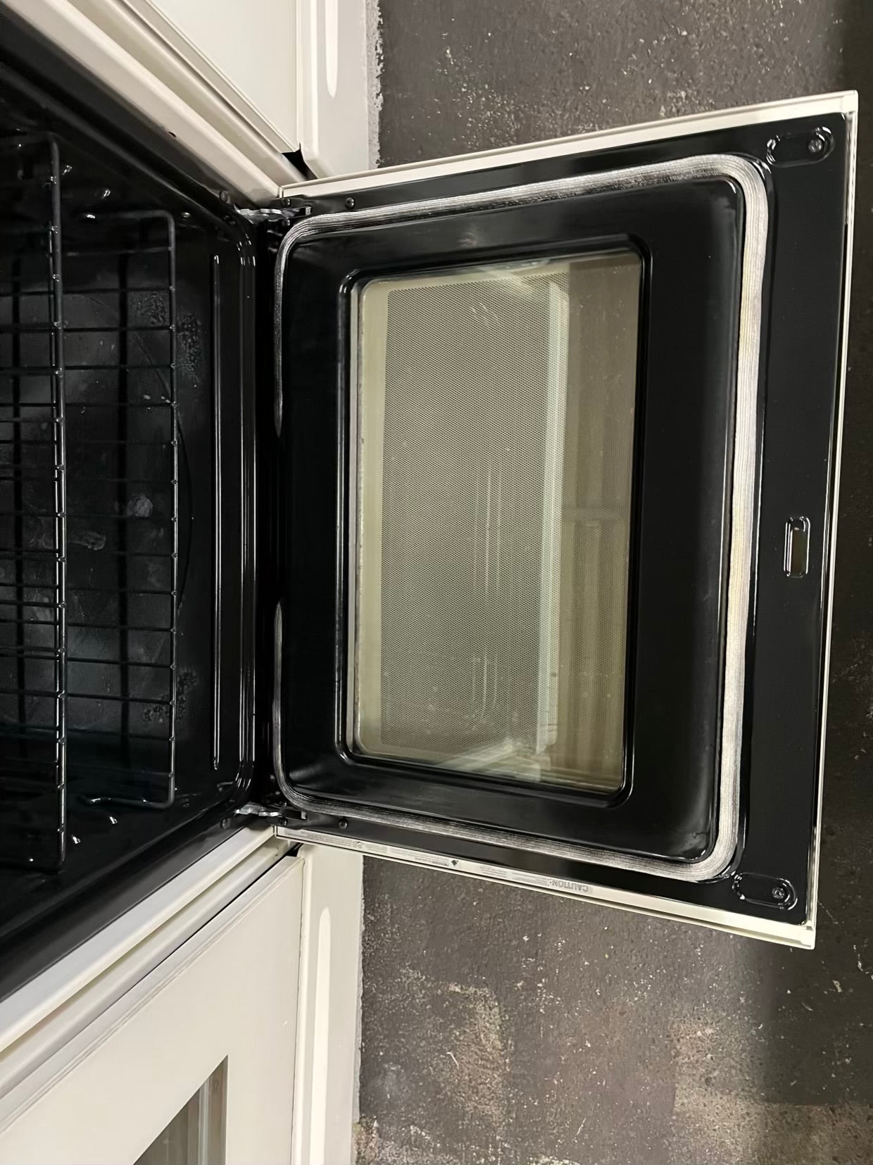 GE electric range 220v 5 burner warm zone convection bake roast broil hi/lo steam clean in off white Refurbished 30" #ER179YB