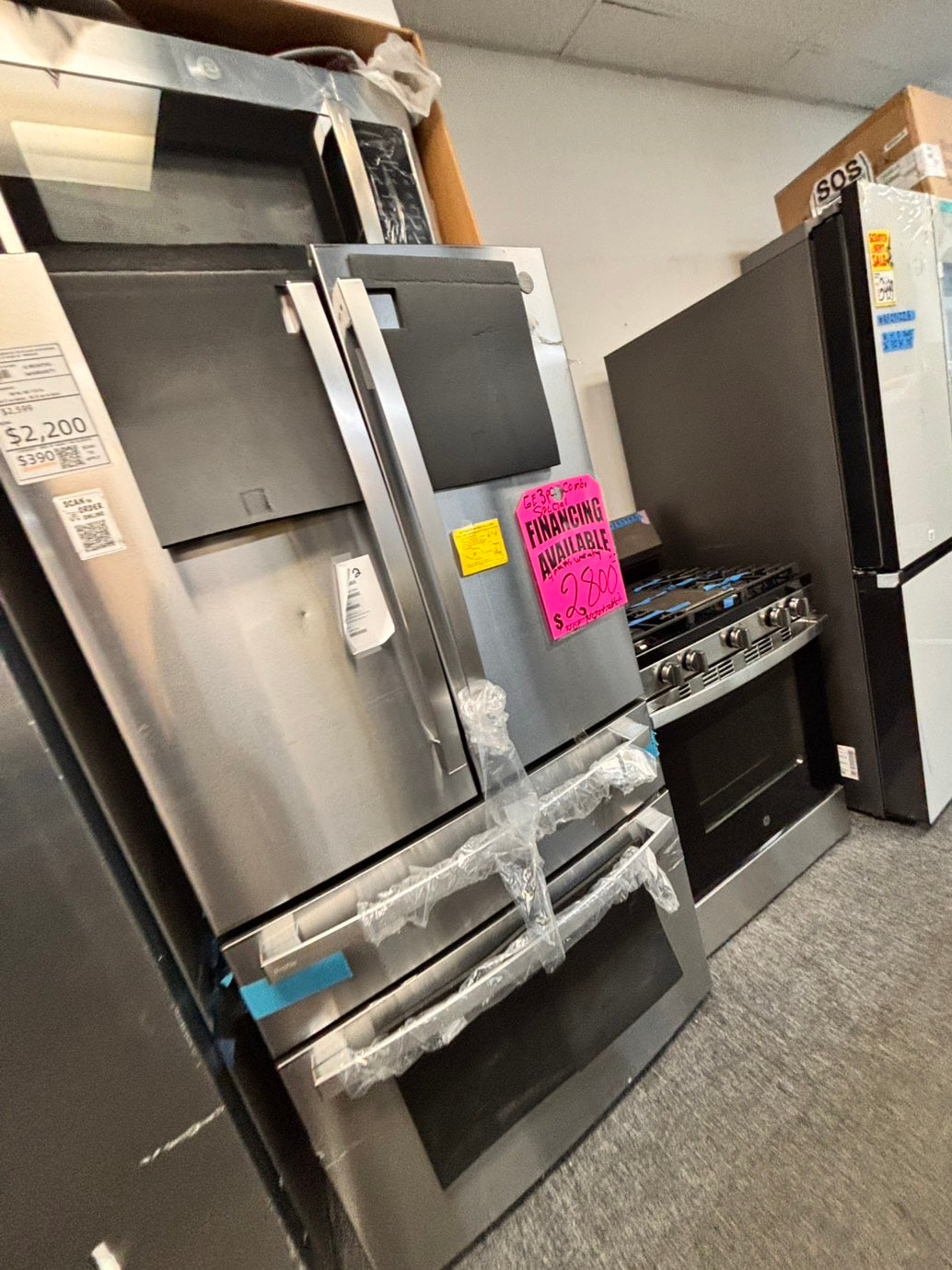 >Special 🎈3pc. Combo new open box -french door 4-doors refrigerator GE 36” w/ice maker & water dispenser inside ,costumer return gas range five burners Airfry & new open box over the range microwave GE #RFGAX3PC
