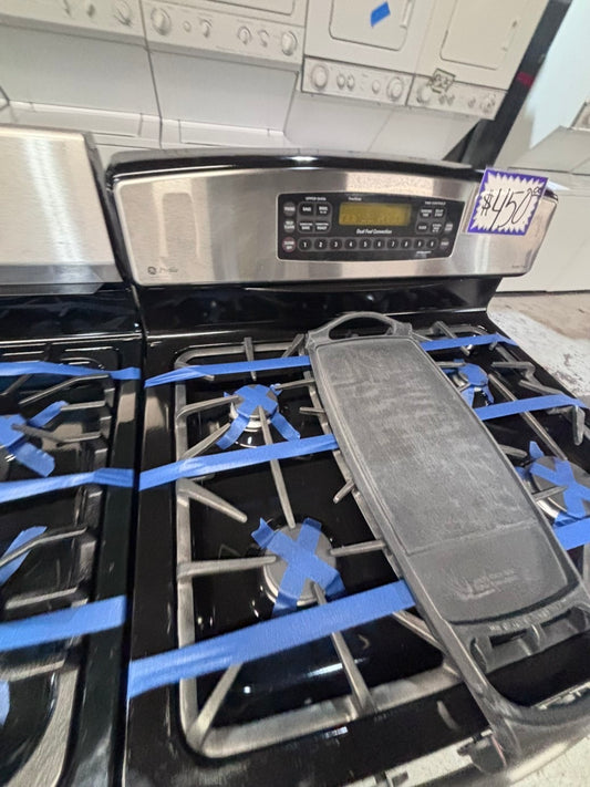 >>GE FUEL DUAL 220Vts Gas range 5 burner convection oven bake ,broil Hi/Lo self clean in stainless steel used-Refurbished 30” #SG11YSB