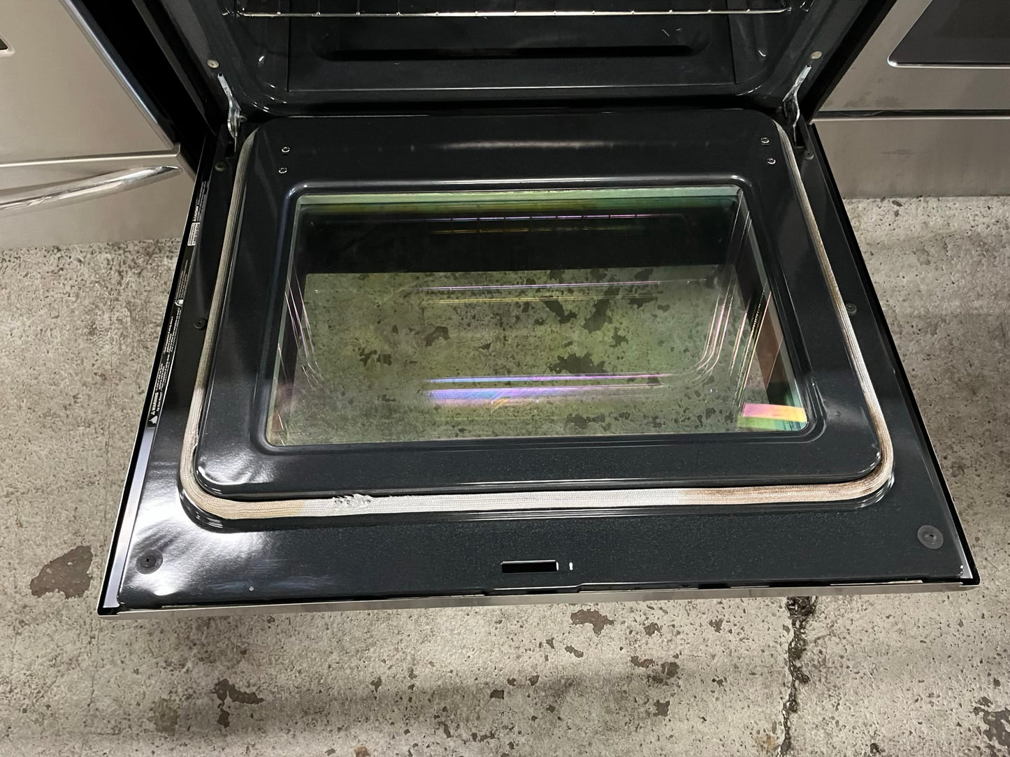 - Frigidaire Gallery electric range stainless steel 5 burner warm zone bake broil self clean 30” item number #ER391PB