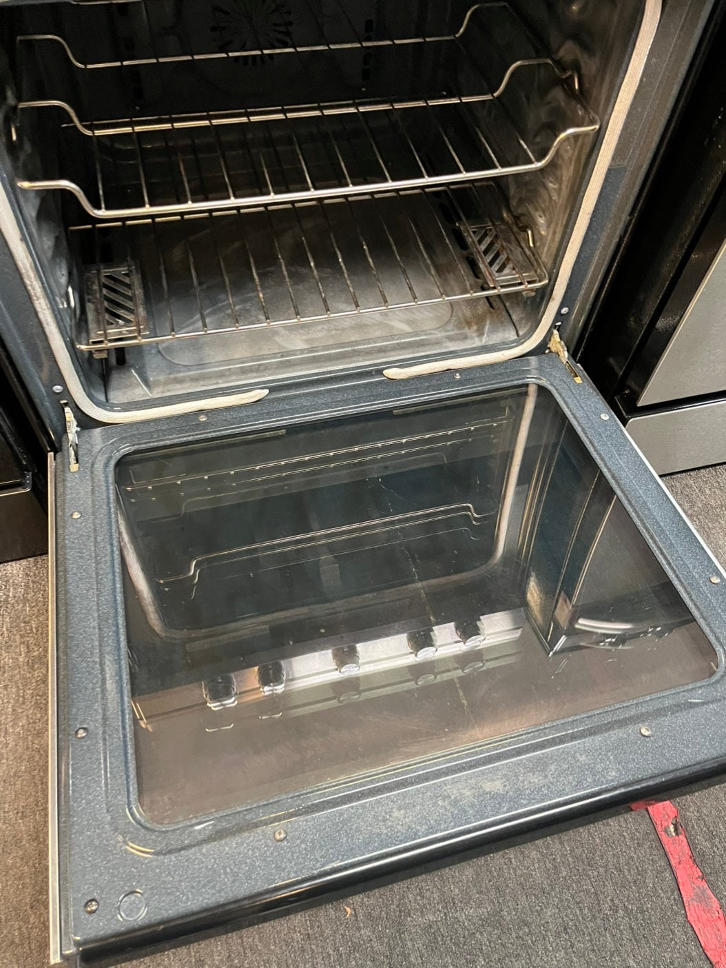 Refurbished KitchenAid GAS range stainless steel 5 burner convection broil Easy convection bake roast broil Steam bake Aqualift self clean 30" #GGP29L