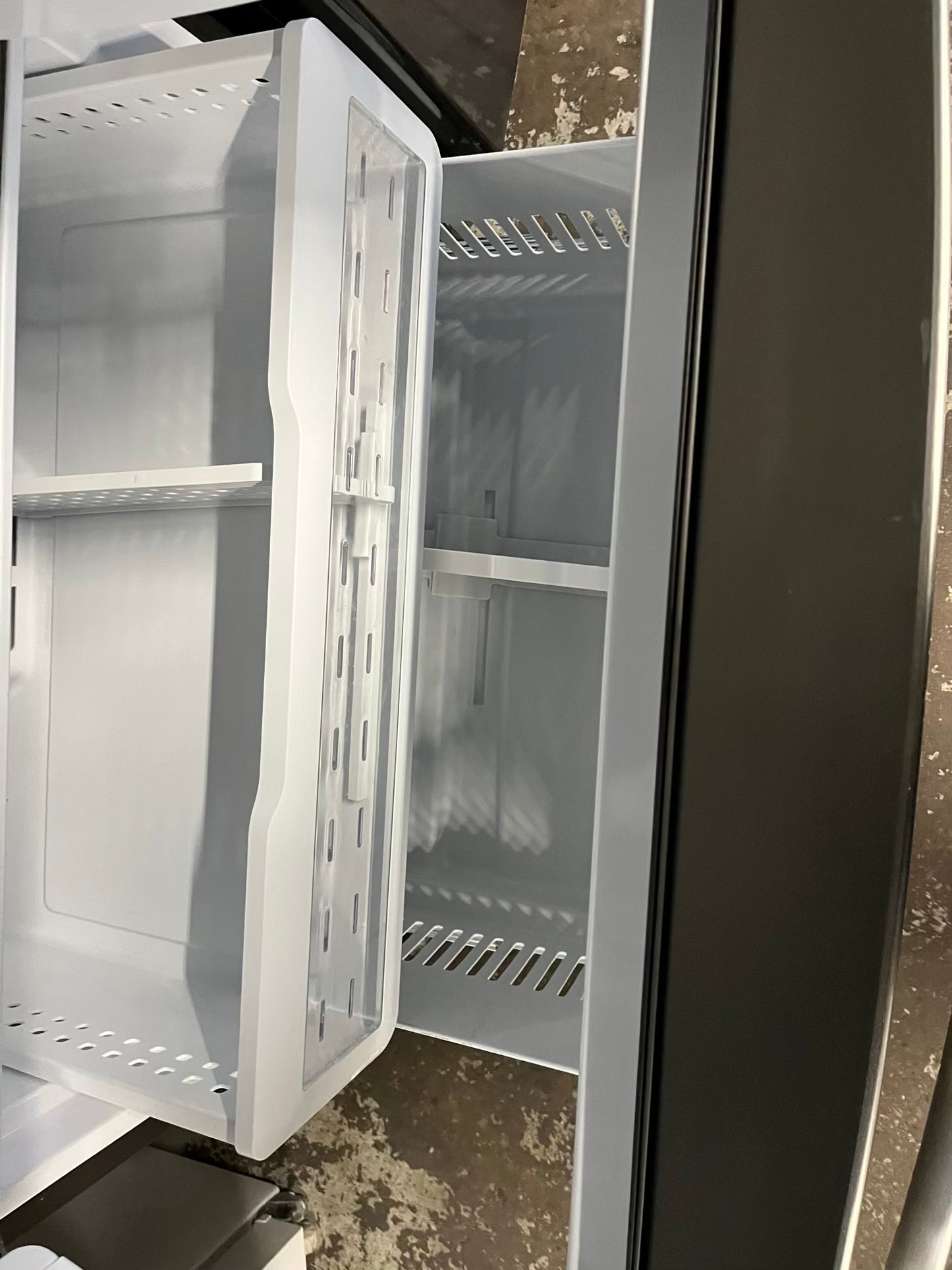 - GE French door Refrigerator stainless steel w/ ice water dispenser 36" #RF739PB