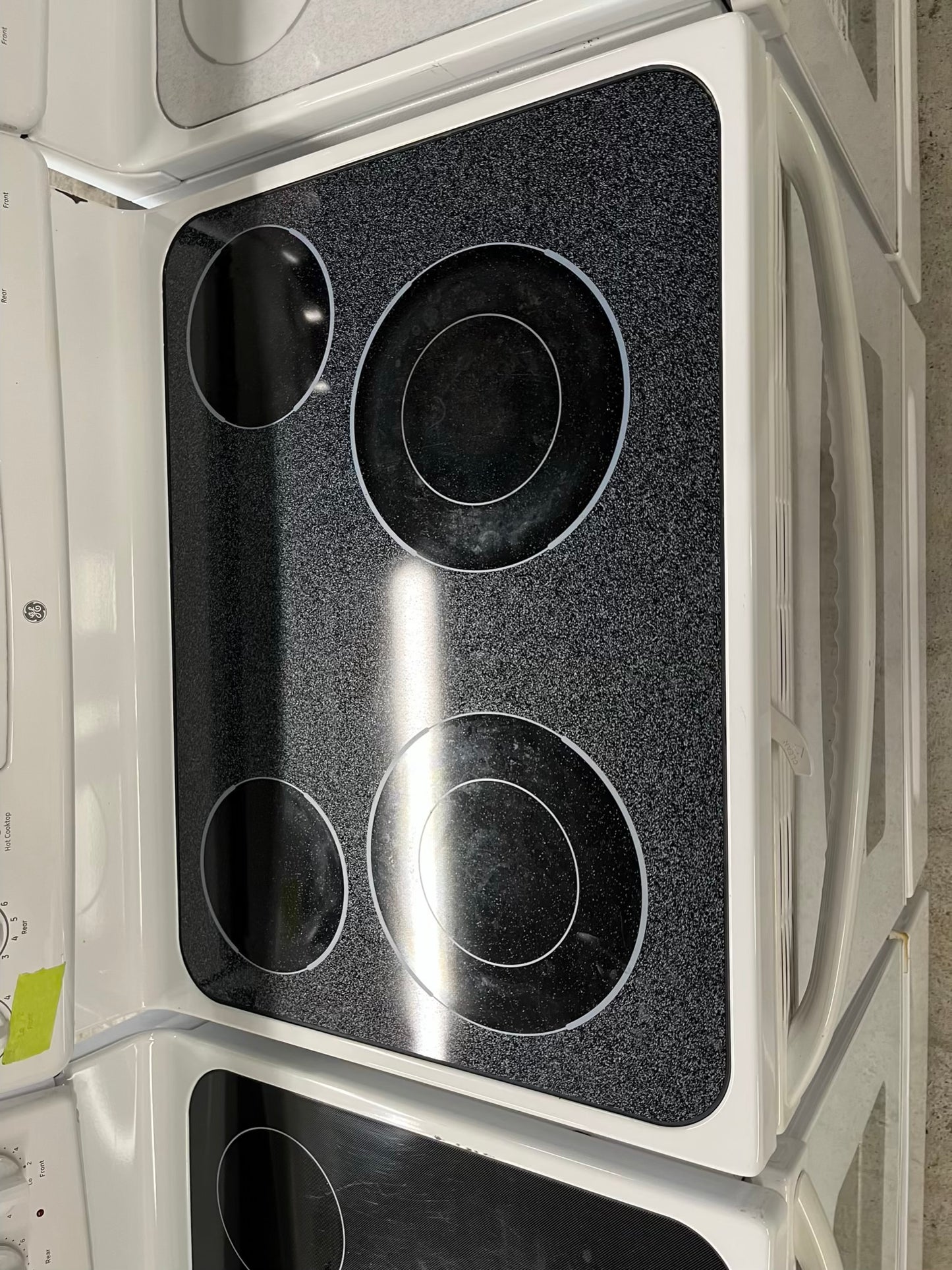 GE electric range 220v bake broil hi/lo self clean in white Refurbished 30" #ER398RB