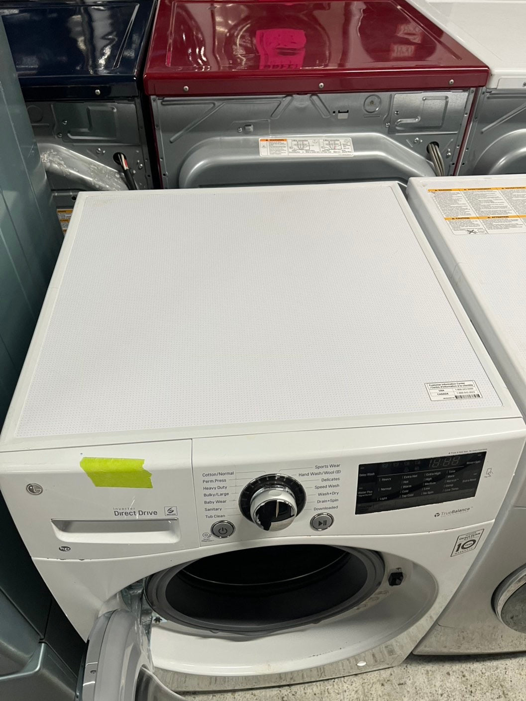 24” Lg Combo white 2.3 cu. ft. Compact All-In-One Washer/Dryer 120V #LG24CM2B