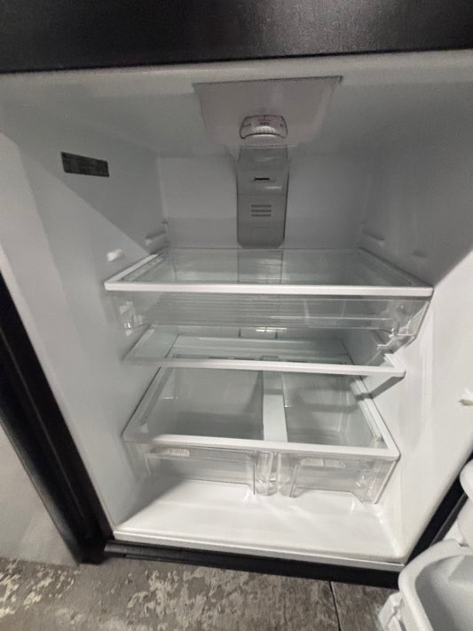 >>whirlpool 33” Top freezer fridge with ice maker inside , black used-refurbished #RFB33B