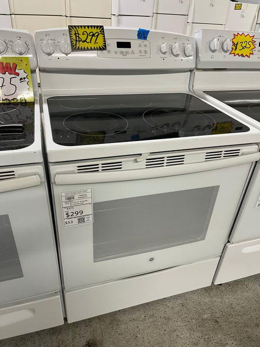 GE electric 220v range 5 burner warm zone bake broil hi/lo steam clean in white 30" #ER483JB