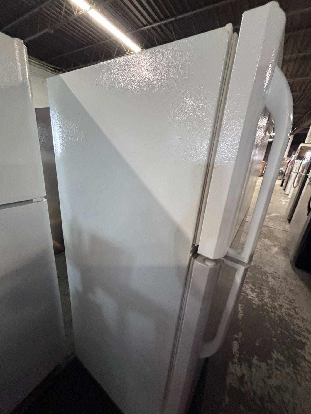 >Frigidaire 18cu.ft -top freezer refrigerator white, used refurbished 30” #RK71KB