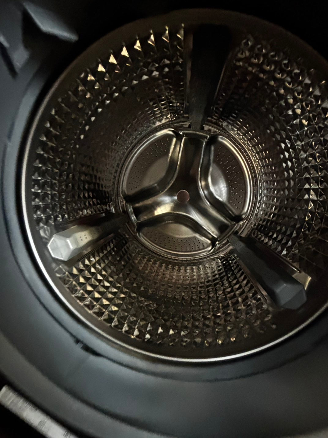Samsung washer 4.5 cu. ft. capacity, VRT Plus, Smart Care, 1300 RPM spin, 8 preset cycles, 9 options, and 24-hour delay start. stackable or side by side  used-refurbished         #SWS647IL