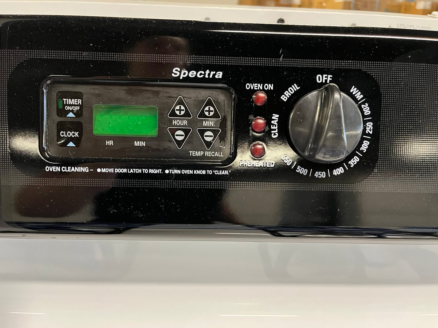 GE Spectra gas range 4 burner broil self clean in black & white 30" #CR810NB
