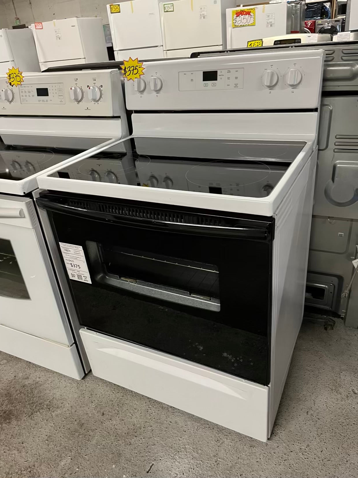 Samsung electric 220v range 4 burner bake roast broil in black & white Refurbished 30" #ER938CB