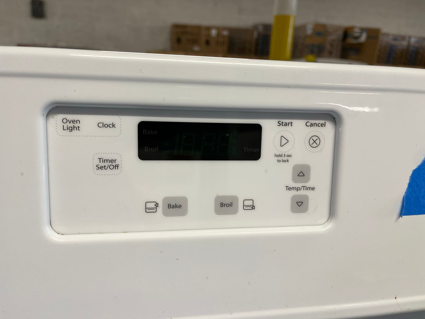 Whirlpool white gas propane range 4 burner bake broil 30" Refurbished #GR384AB
