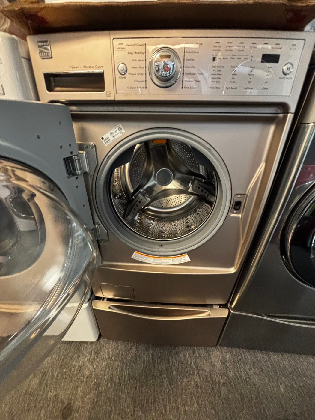 Kenmore 27" Front-Load Washer Steam large capacity w/pedestal extra storage 27" used-refurbished #FWK9571L