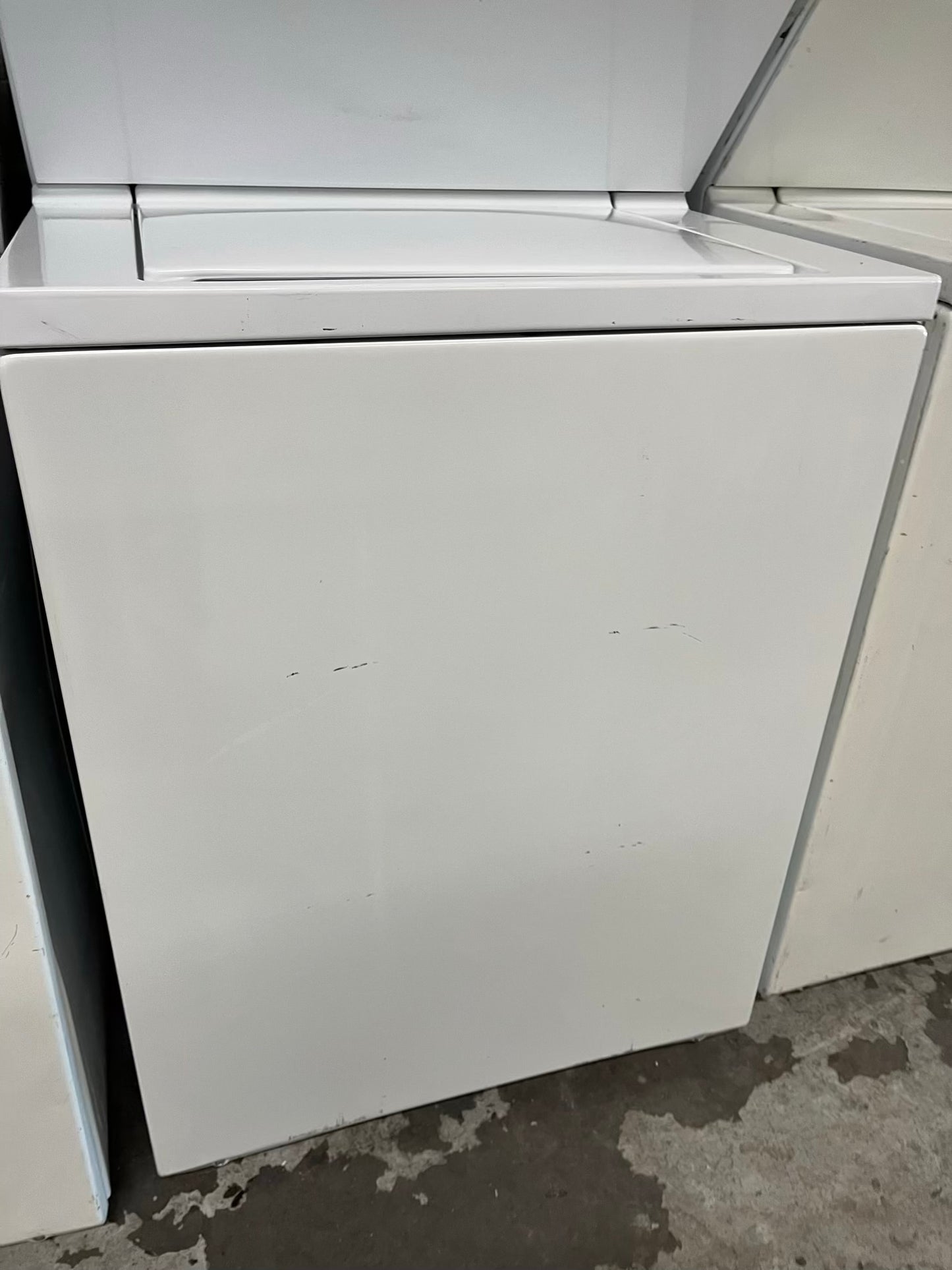 -Frigidaire stacked laundry center Electric 220v washer & dryer set in white 27" #LG234AB