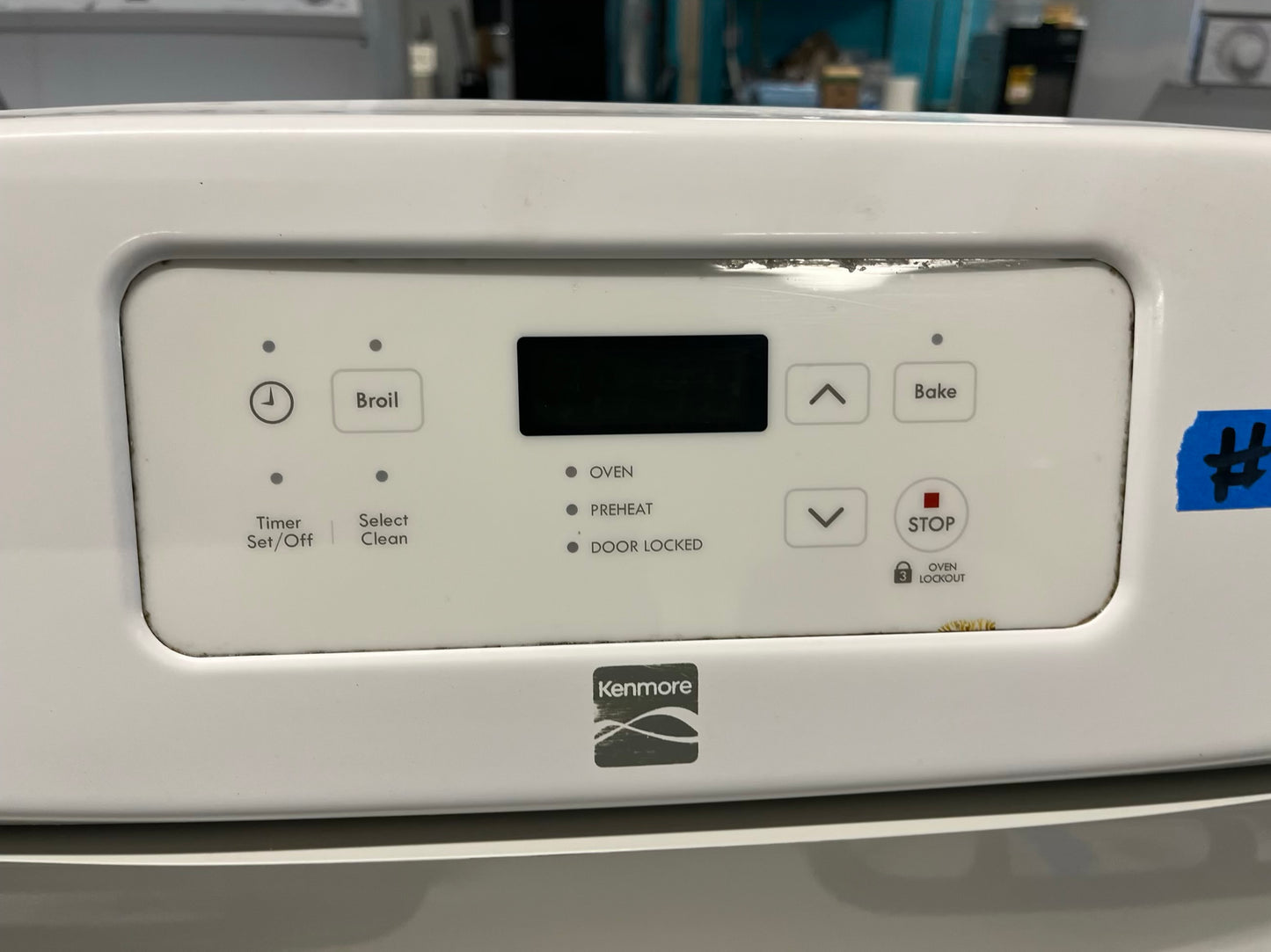 - kenmore Gas range 4 burner bake broil in off white Refurbished 30" #GR234NB
