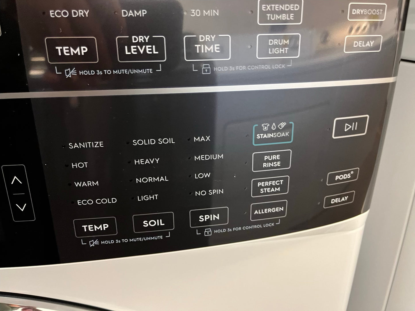 - Open Box 📦 Electrolux gas 27” wash-tower (washer & dryer) large capacity one unit staked #GD940L