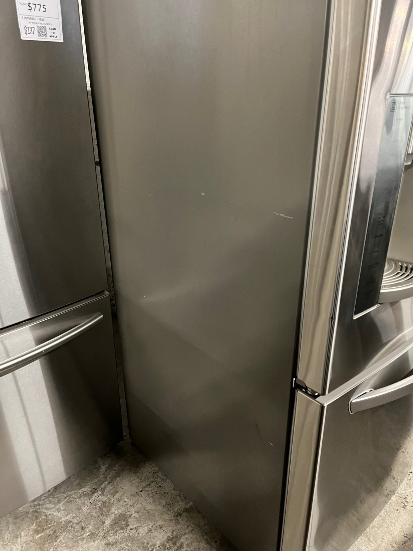 Used Refurbished LG French door refrigerator stainless steel w/ice water dispenser 33" #RF836LB-TR