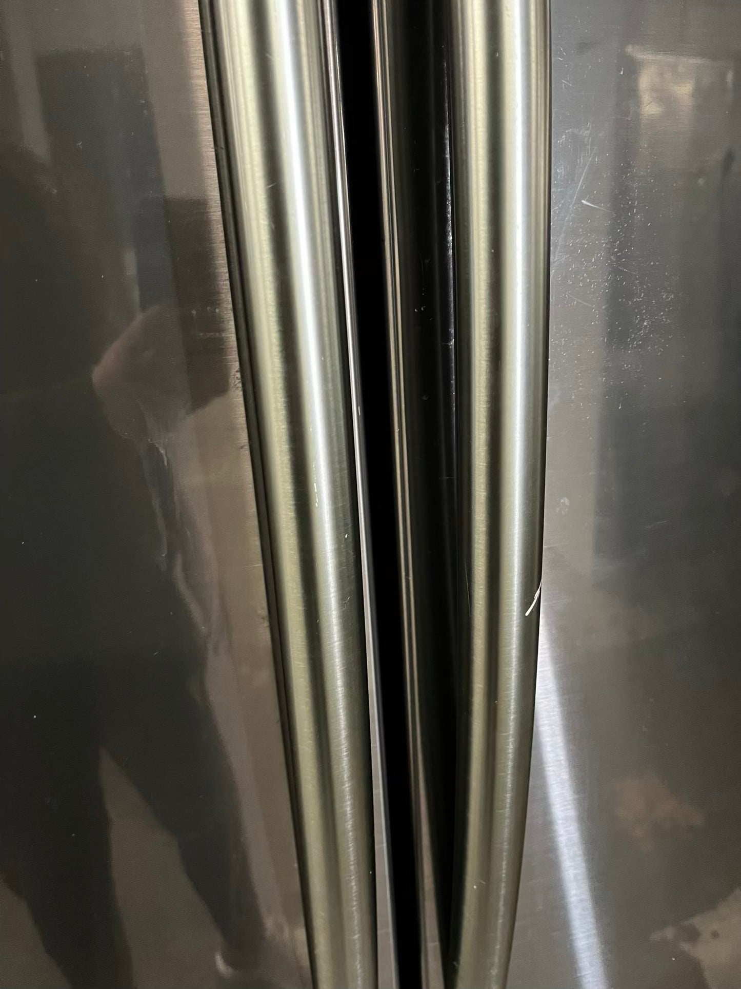 - Samsung French door refrigerator black stainless steel w/ice maker 30” #RF394TB