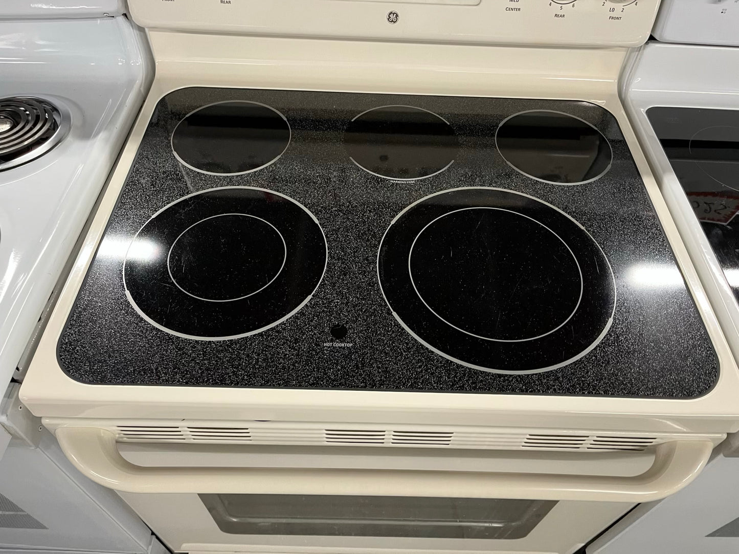 GE off White electric range 5 burner warming zone bake broil self clean 30” #RF900KB-TR