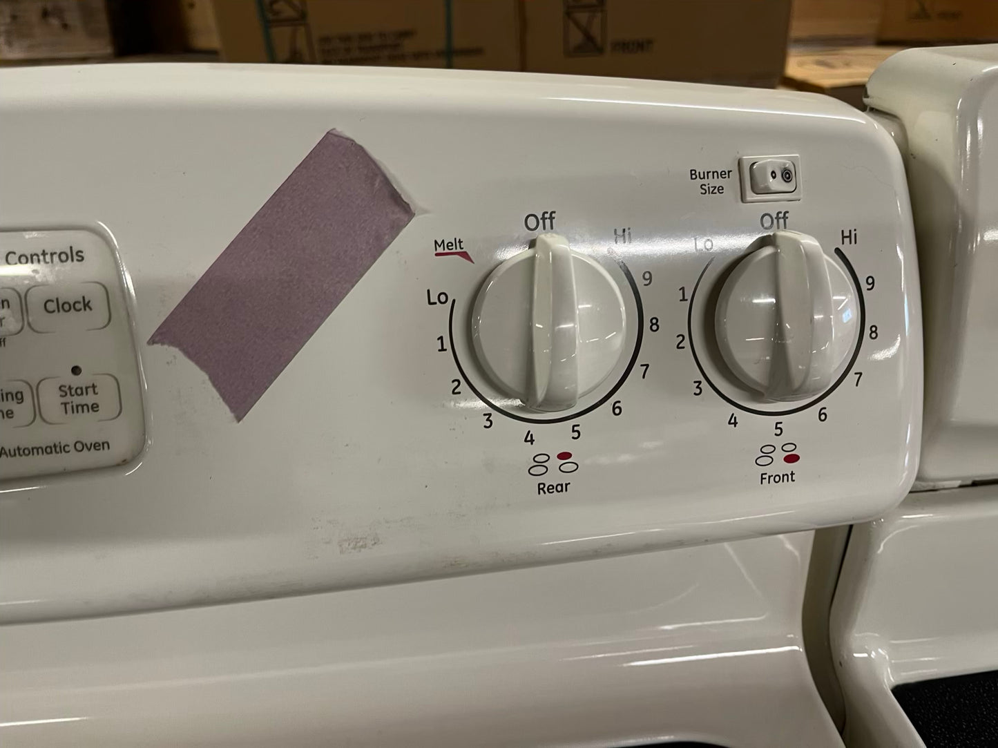 GE electric range 220v 4 burner bake broil hi/lo in off white Refurbished 30" #ER183KB
