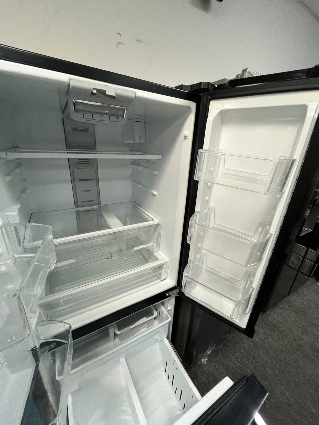 KitchenIAd 30” wide French door Refrigerator blackstainless steel W/ice maker inside Used Refurbished #RF550L