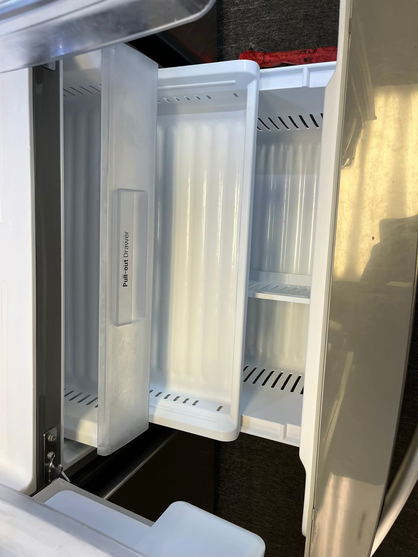 Used | Refurbished Le french door refrigerator stainless steel w/Ice water dispenser 36" # RF506ZL