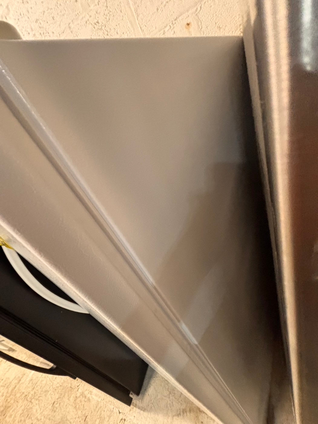 >*special 💥Frigidaire up-right freezer white 14.cu.ft Refurbished-used #FKU2114B