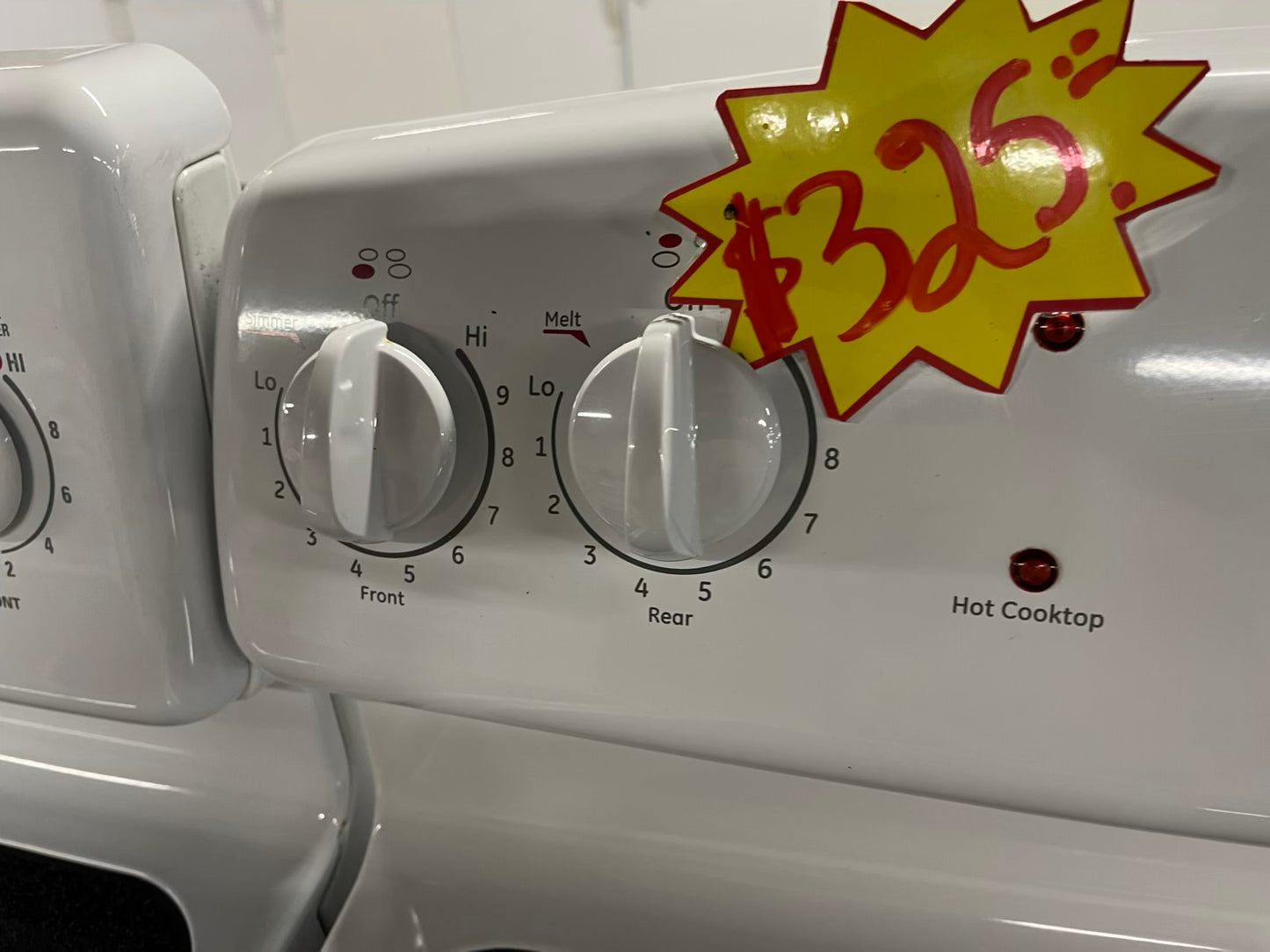 GE electric range 220v 4 burner bake broil hi/lo in white Refurbished 30" #ER408CB