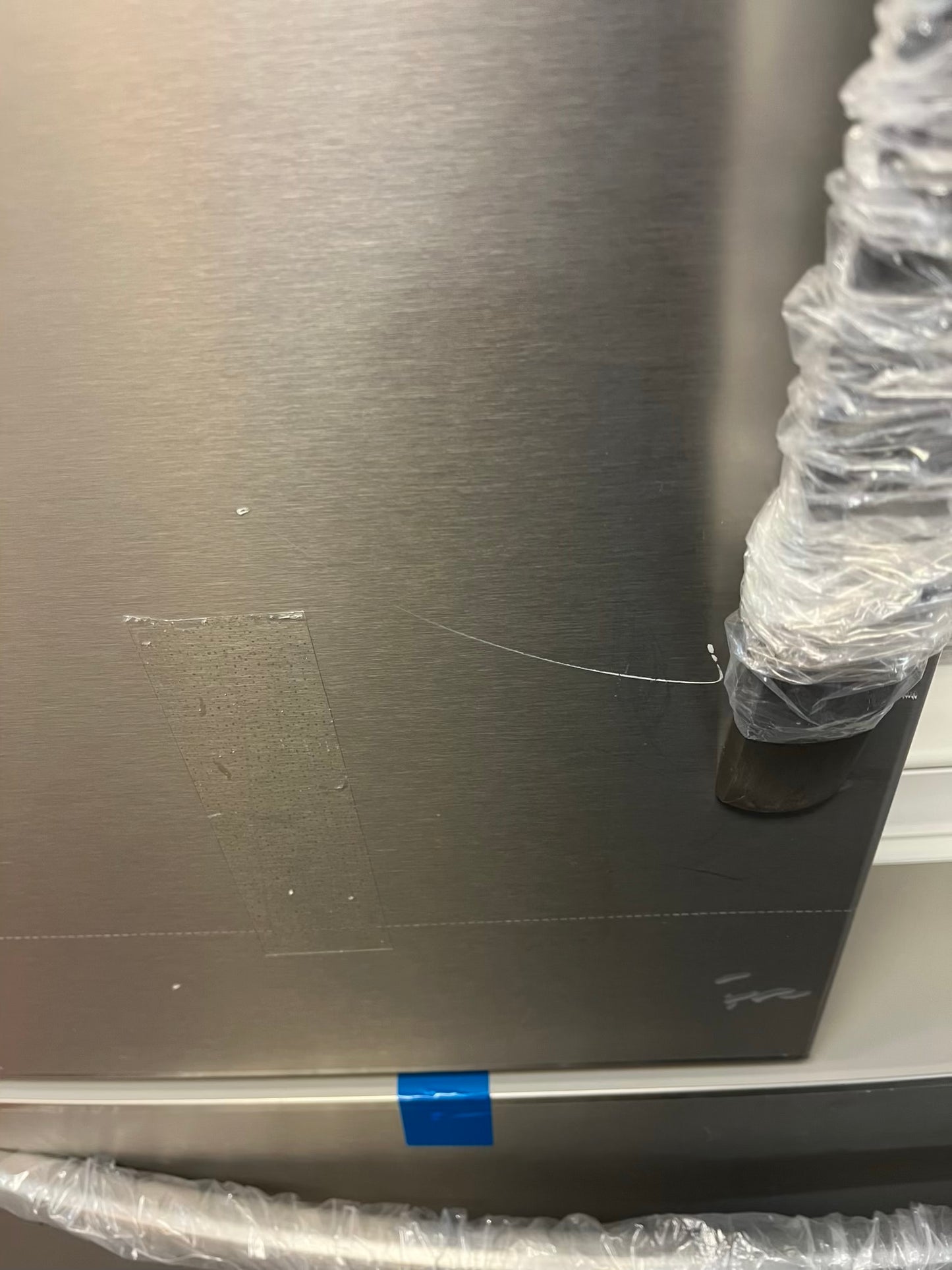 Open box | Scratch & Dent Frigidaire French door refrigerator stainless steel w/ice maker 36" #RF494VL
