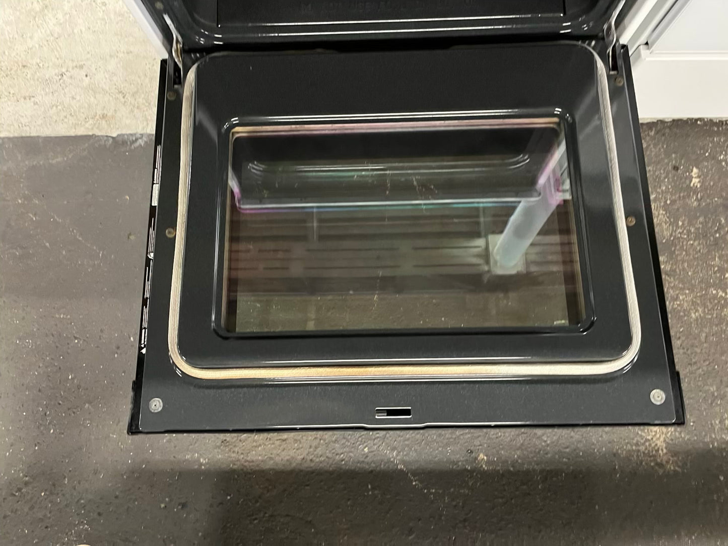 Frigidaire electric range 220v 4 burner bake broil in black & white Refurbished 30" #ER187GB-TR